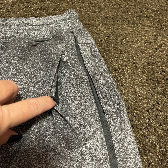 Lululemon Shorts - Picture 4 of 7